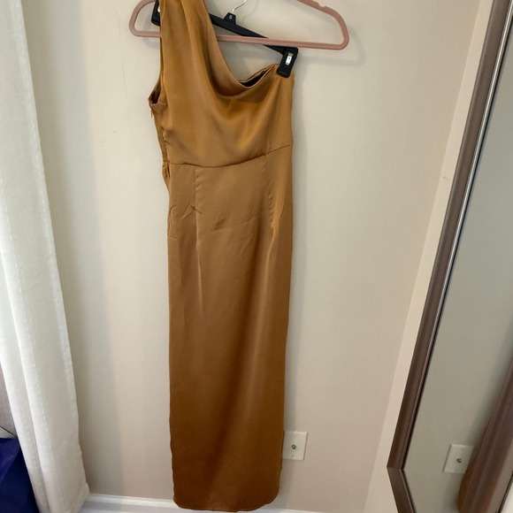 Petal + Pup Gold‎ One Shoulder Maxi Dress High Slit Formal Party Cocktail US 4 - Picture 5 of 9